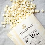 Callebaut 3 x 1kg Bundle - 811 Finest Belgian Dark, 823 Milk & W2 White - Image 4
