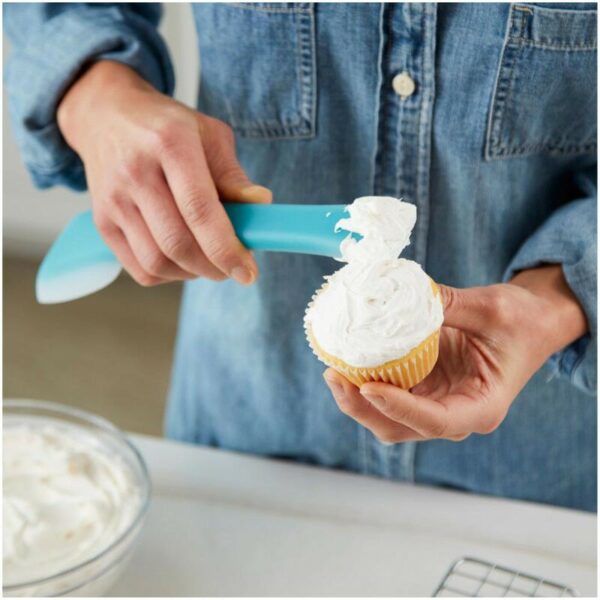 Wilton Versa Tools Spread & Scoop Spatula - Image 4