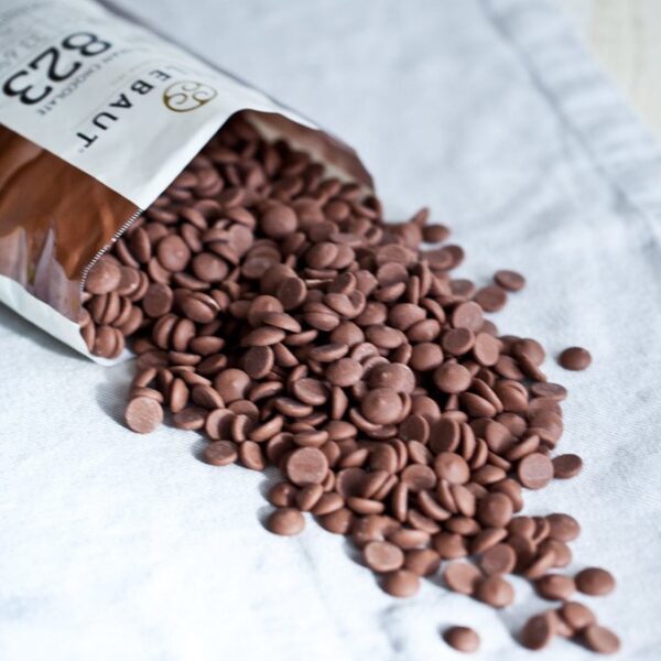 Callebaut 823 Milk Couverture 33.6% 400g - Image 3