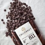 Callebaut 811 Dark Chocolate Callets 2.5kg (Pack with Ice Box) - Image 2