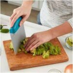 Wilton Versa Tools Scoop & Chop Baker's Blade - Image 3