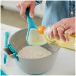 Wilton Versa Tools Measure & Mix Spoon - Image 5