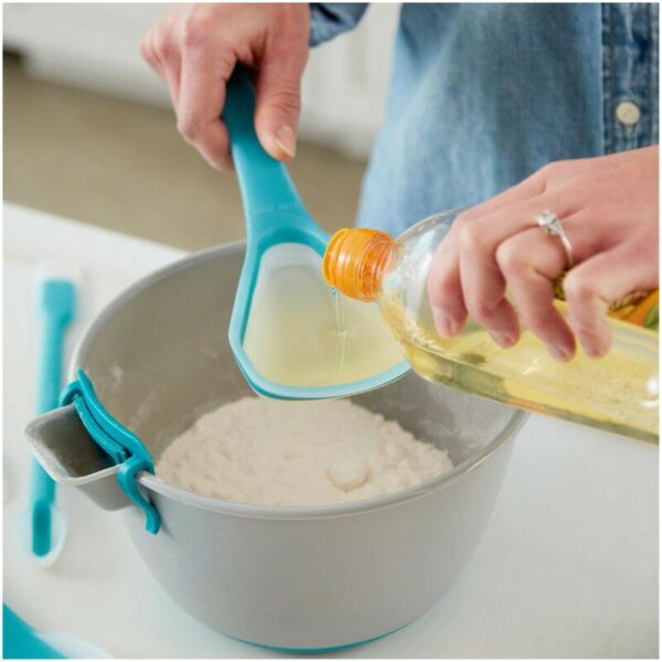 Wilton Versa Tools Measure & Mix Spoon - Image 5