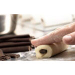 Callebaut Chocolate Baking Sticks Extra Thin 8cm 44% 1.6kg - Image 4