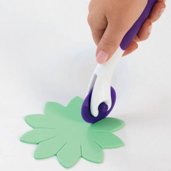 Wilton Fondant Trimmer Set - Image 4