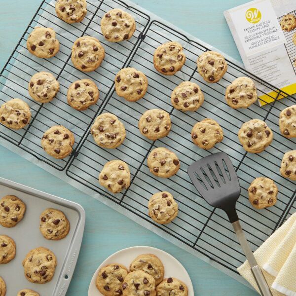 Wilton Expand and Fold Cooling Rack Non-Stick 16 Inch - Image 5